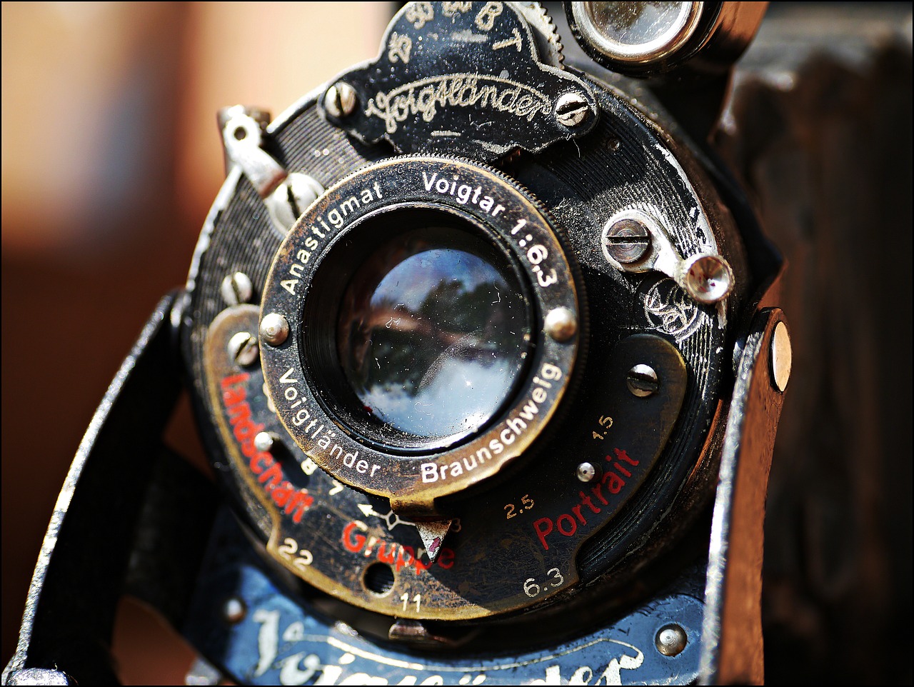 吳京最新動(dòng)態(tài)視頻,展現(xiàn)硬漢風(fēng)采,開(kāi)啟電影新篇章