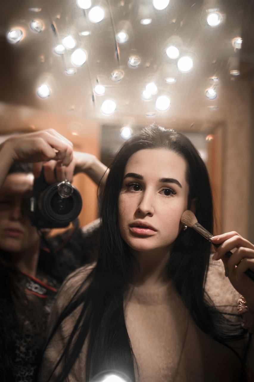 閨中佳人新篇章，當(dāng)代女性的獨(dú)立魅力與成長(zhǎng)之路