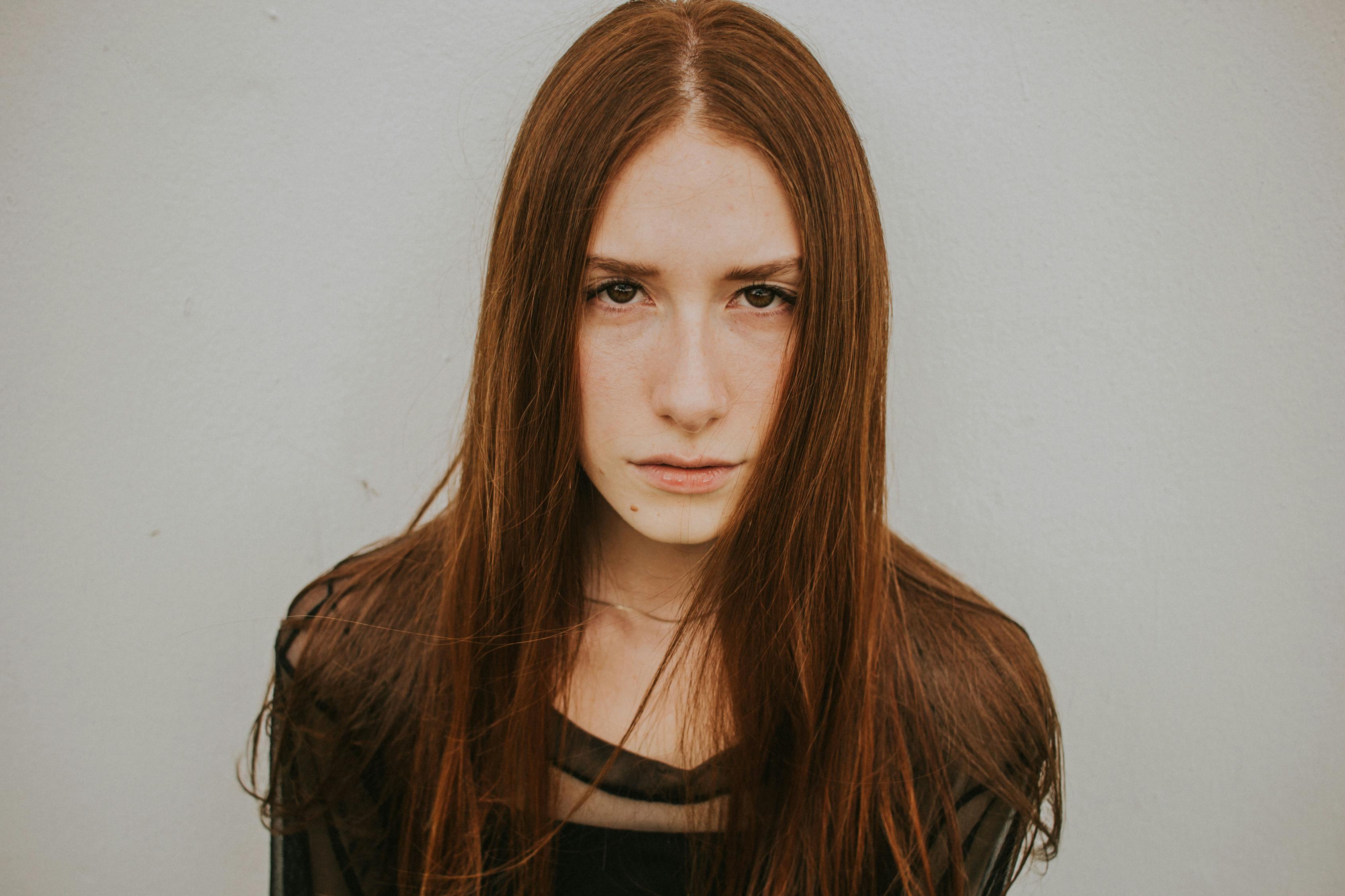 佟蔓最新寫真——璀璨魅力綻放時刻