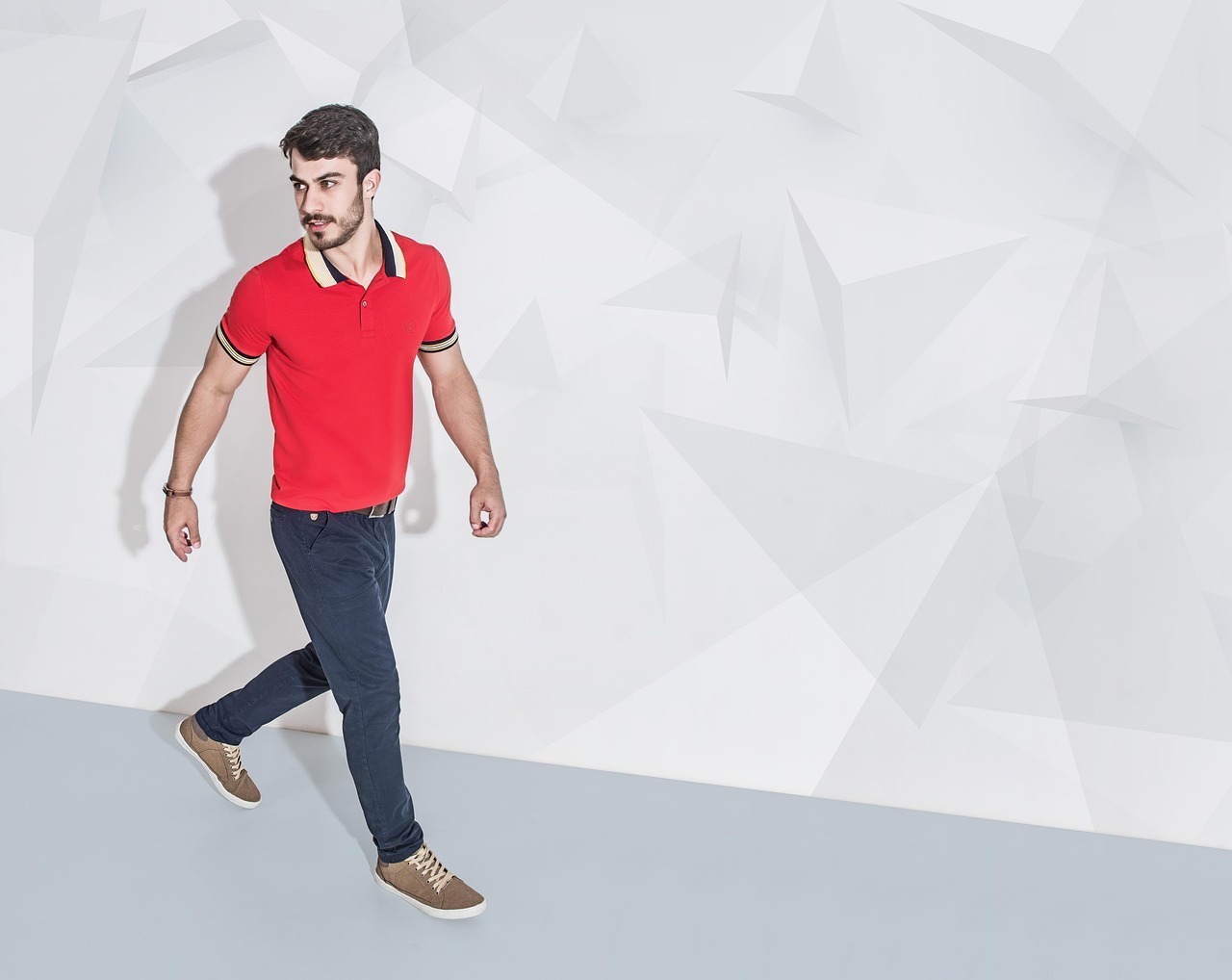 最新毛衫款式引領(lǐng)時尚潮流風向標