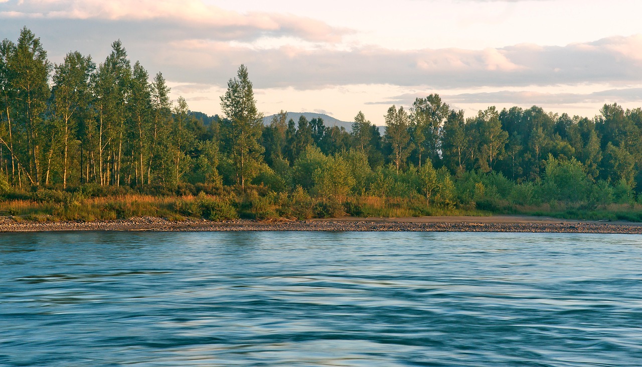 二次元世界的美景探索，動(dòng)漫風(fēng)景圖片大全