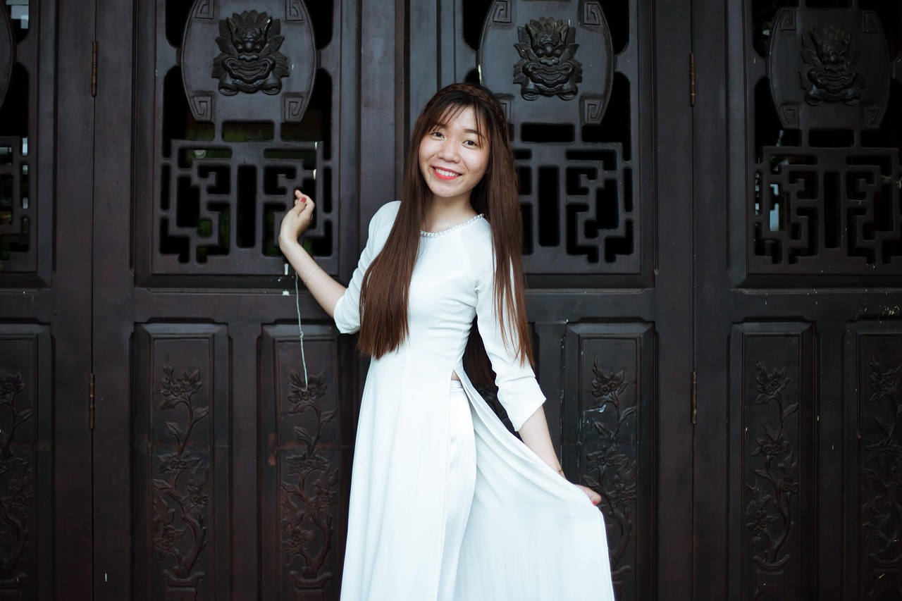 明星穿旗袍，時尚與傳統(tǒng)的優(yōu)雅融合