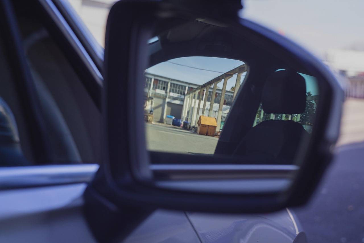 最新款XJ，豪華與科技的完美融合