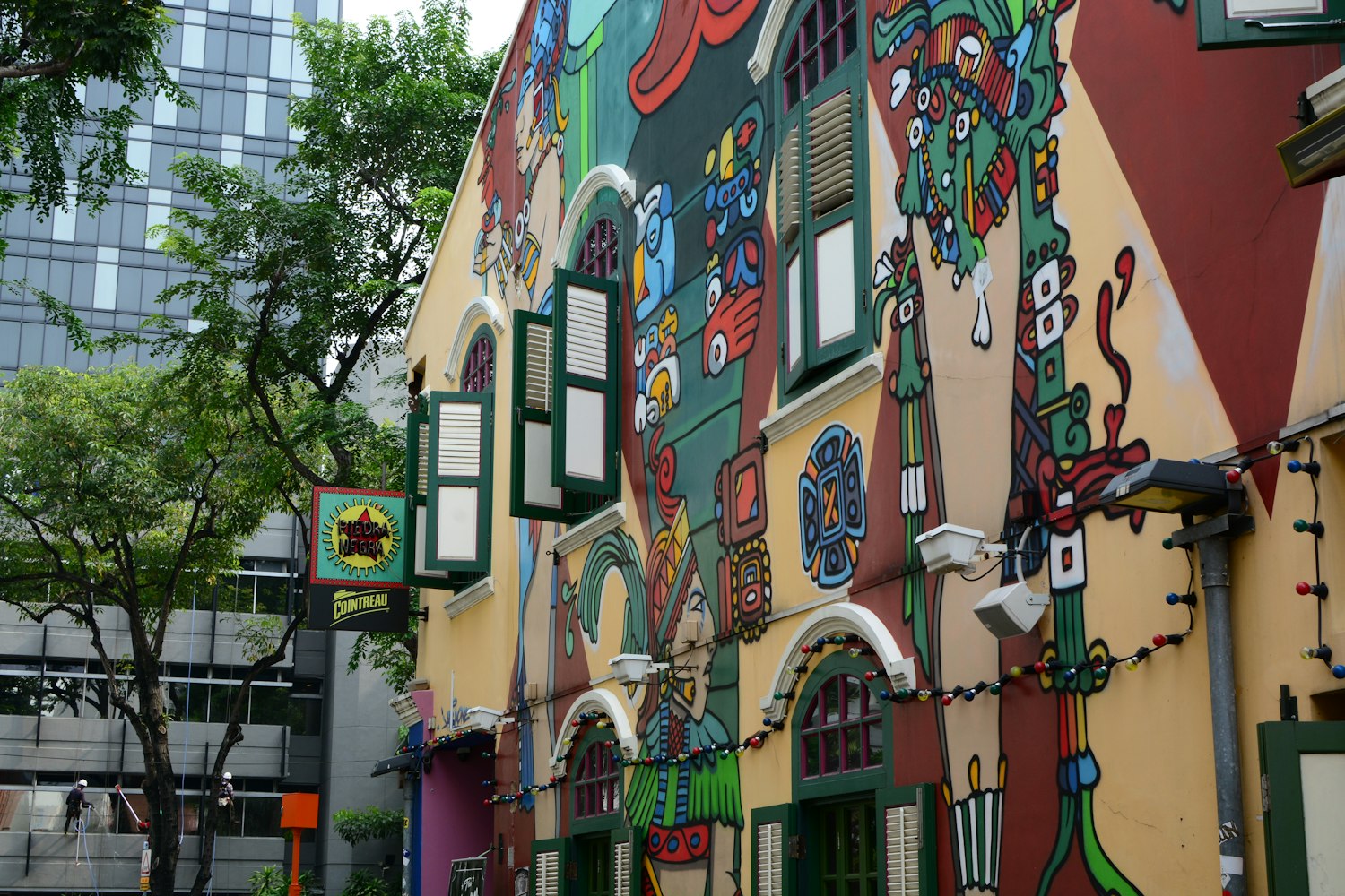 成都街頭擺攤新潮流，機(jī)遇與繁華的都市探索