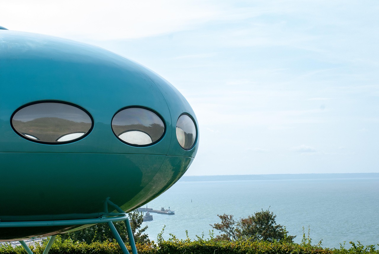 魔界電影，奇幻世界的魅力與深度探索